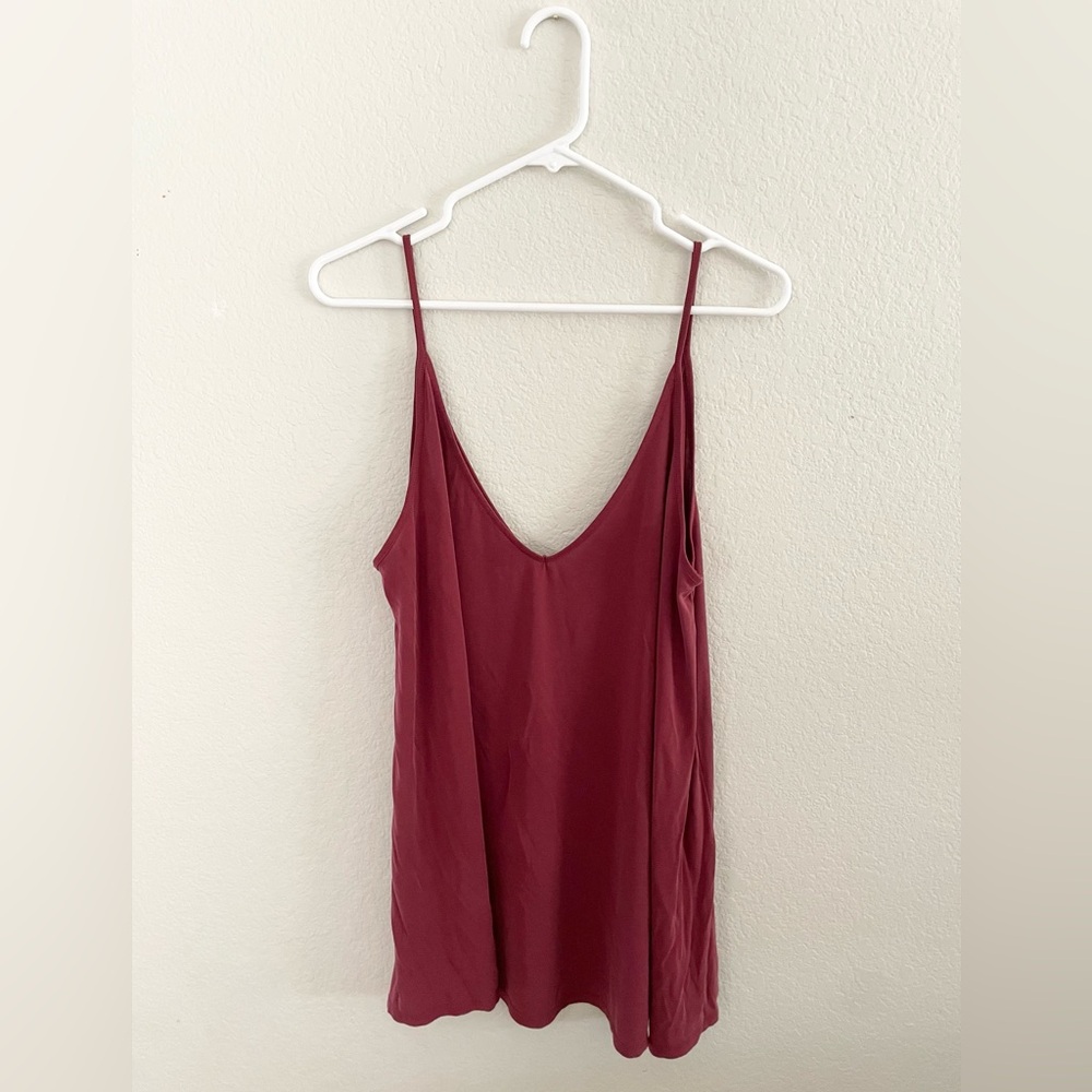 Silence + noise urban outfitters strap tank vneck brick red medium plunge Vneck
